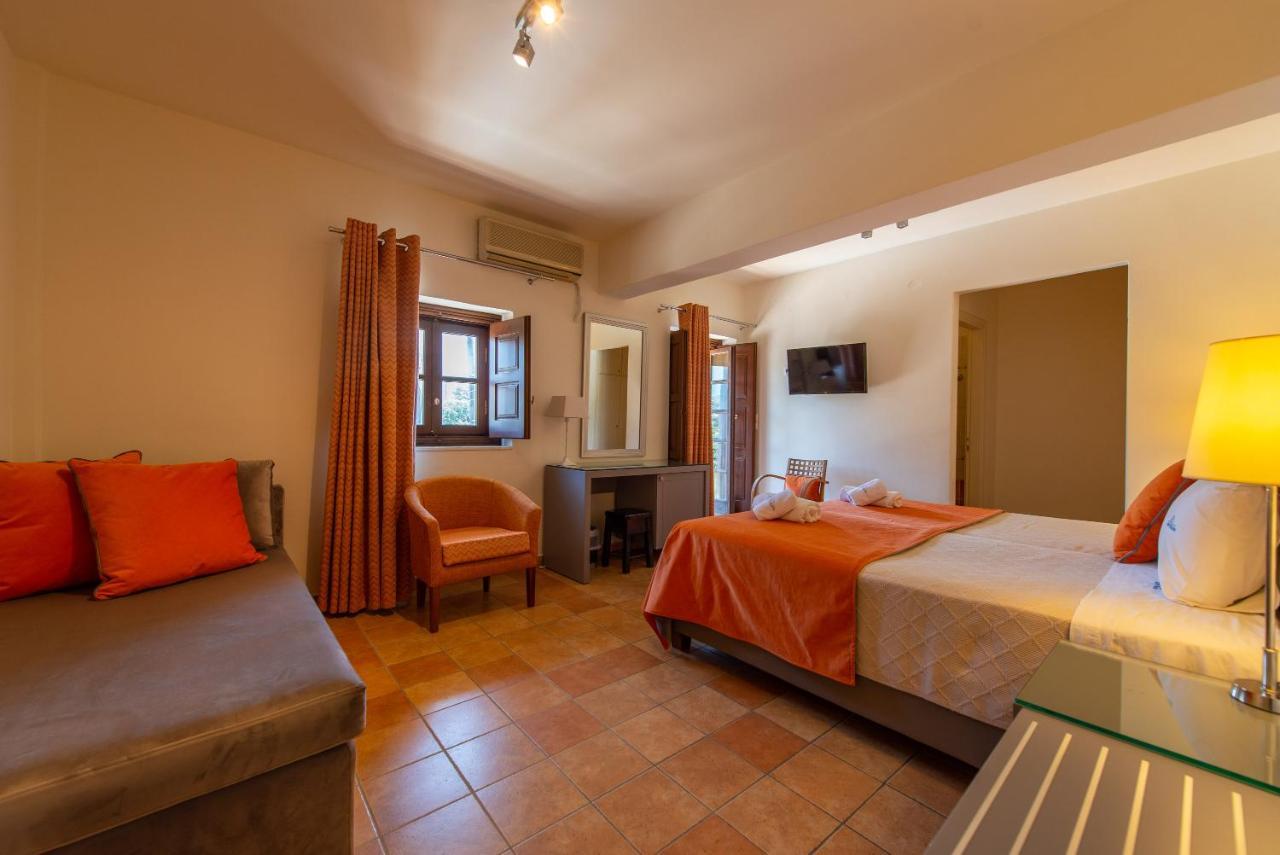Kastro Maini Hotel Areopoli Exterior foto