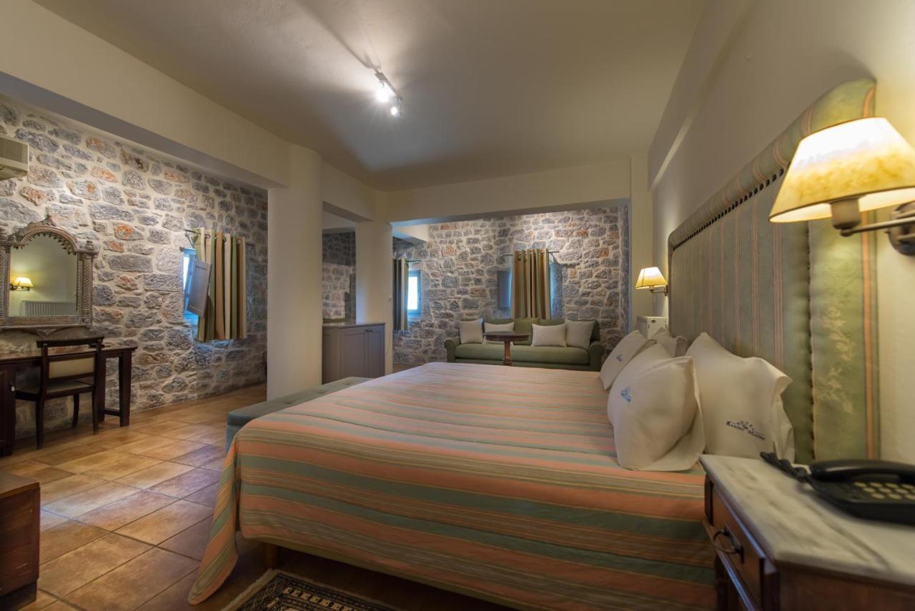 Kastro Maini Hotel Areopoli Exterior foto